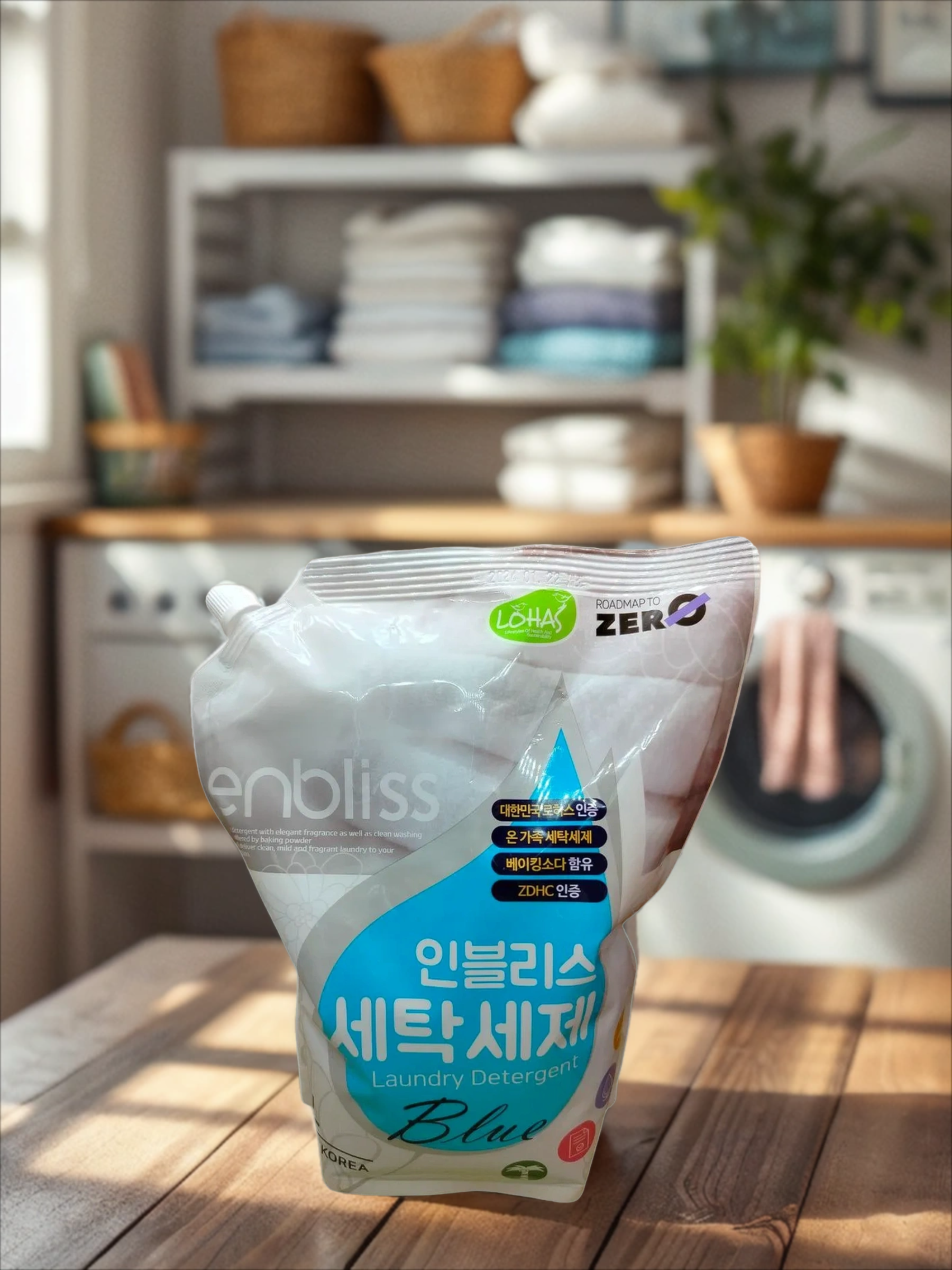 Enbliss Laundry Detergent Blue Жидкое средство для стирки универсальное 1,8 л в мягкой упаковке