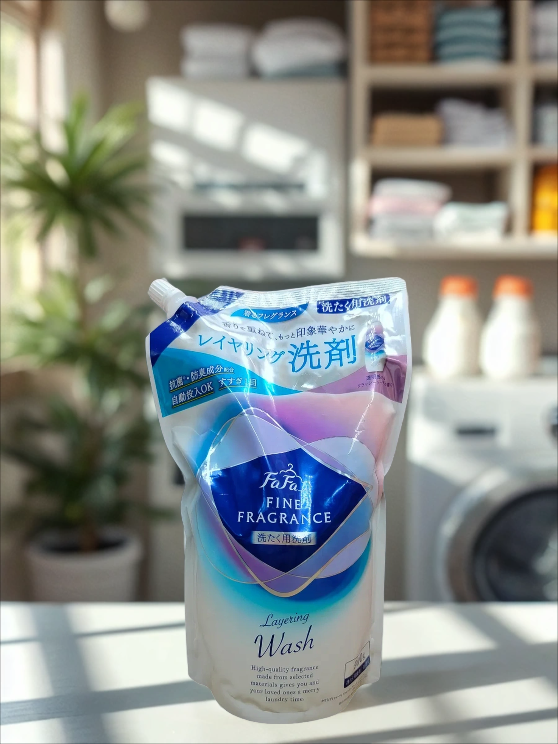 Nissan FaFa Fine Fragrance Layering Wash Жидкое средство для стирки антибактериальное с ароматом мыла, цитрусов и цветов 900 гр в мягкой упаковке