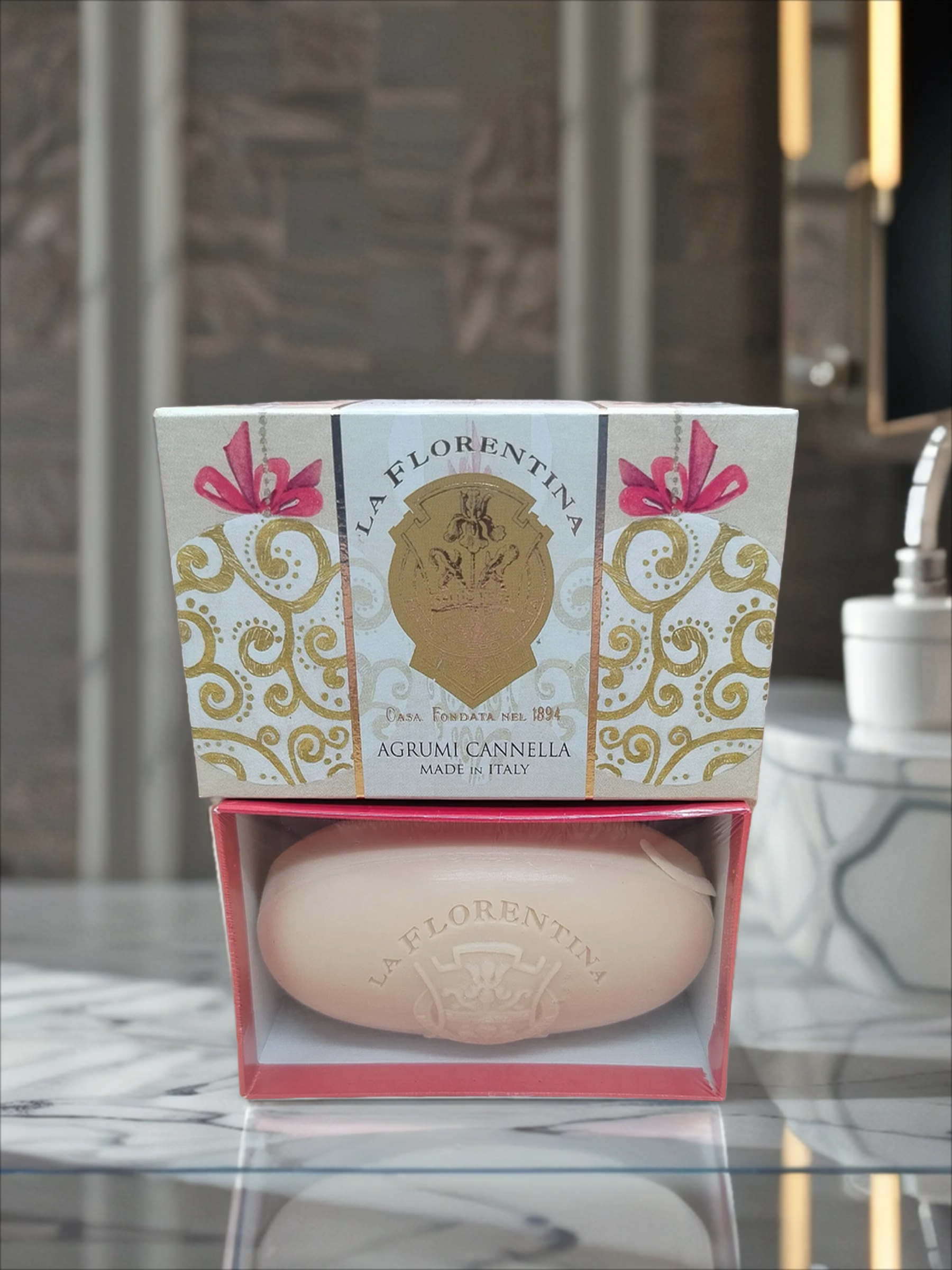 La Florentina Bath Soap Citrus Cinnamon Мыло для тела с маслом ши, оливковым маслом и экстрактом Корици и цитруса 300 гр