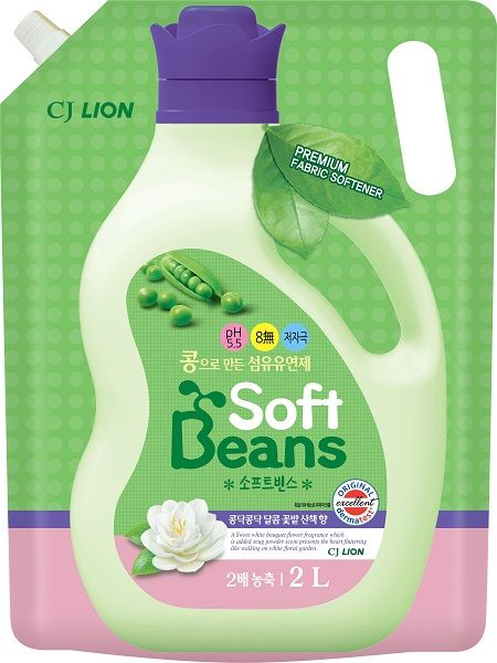 Lion Soft Beans Кондиционер для белья на основе экстракта зеленого гороха 2 л в мягкой упаковке