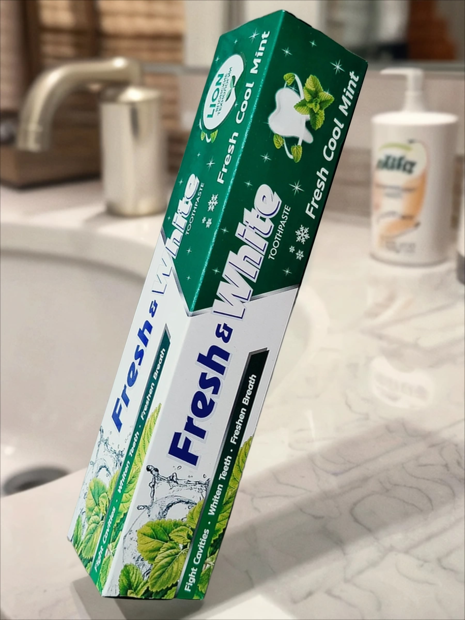 Lion Thai Fresh & White Зубная паста мятная свежесть 160 гр