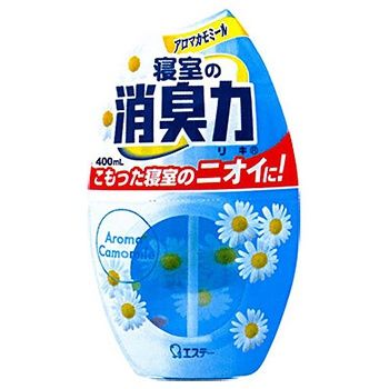 ST Shoushuuriki  Жидкий дезодорант–ароматизатор для комнат с ароматом ромашки 400 мл