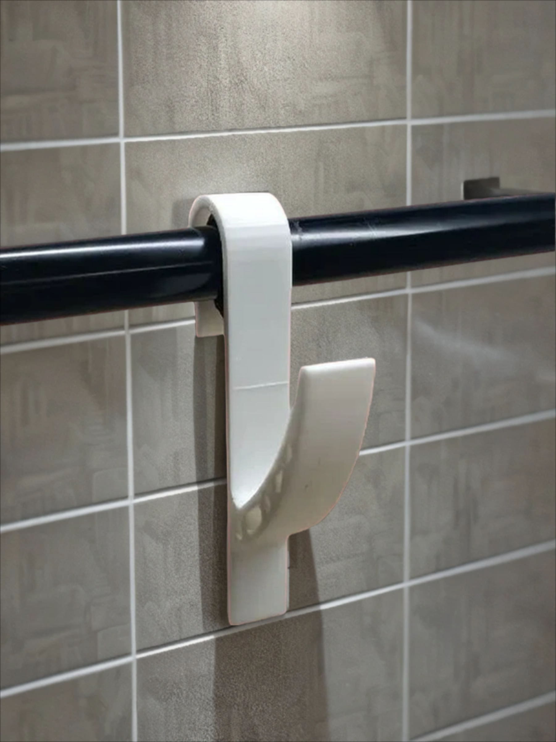 POAC Крючки на полотенцесушитель или батаерю малые 2 шт Белые