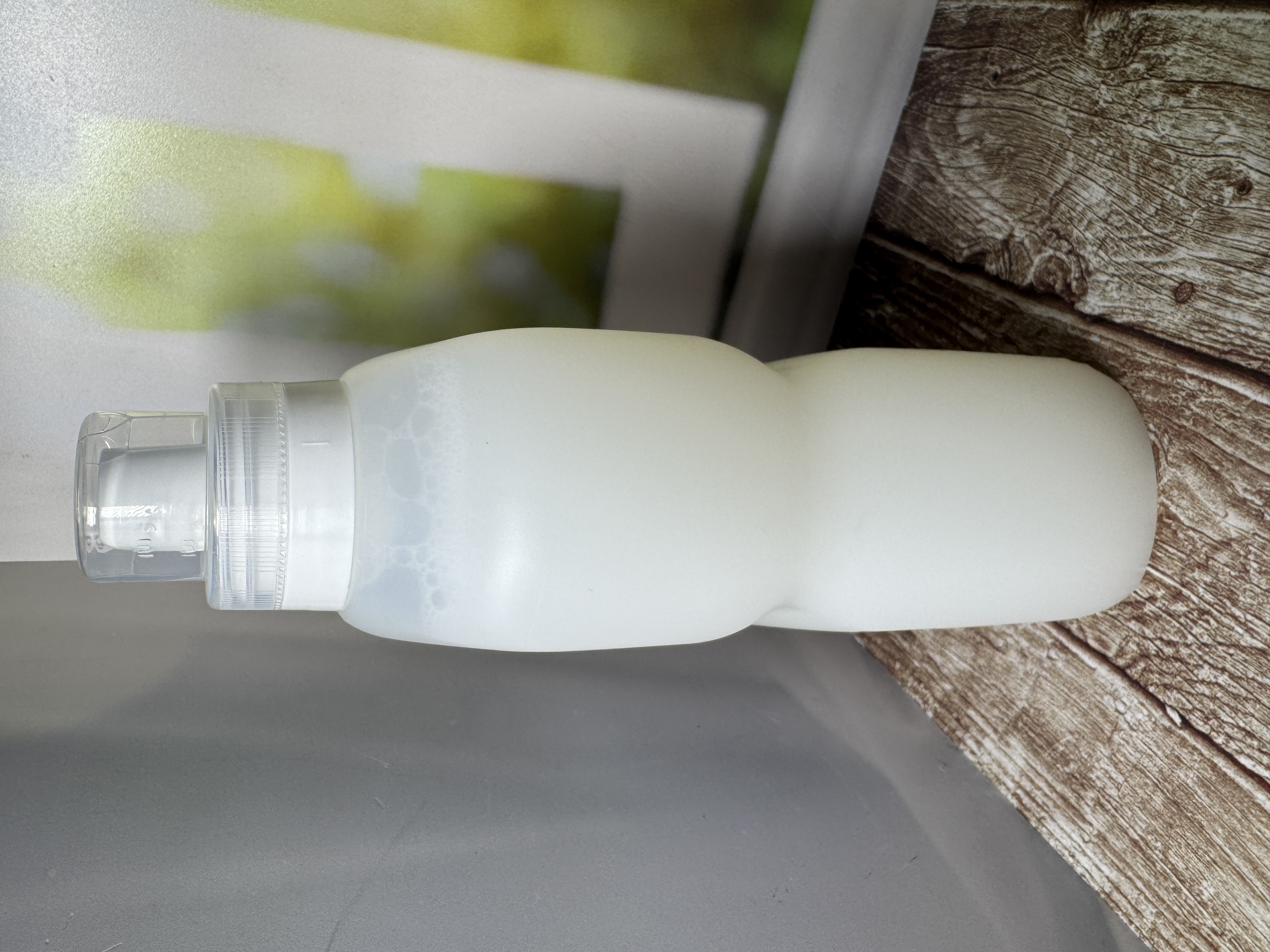 Domal White Fashion Концентрированное средство для стирки белого белья 825 мл на 22 стирки