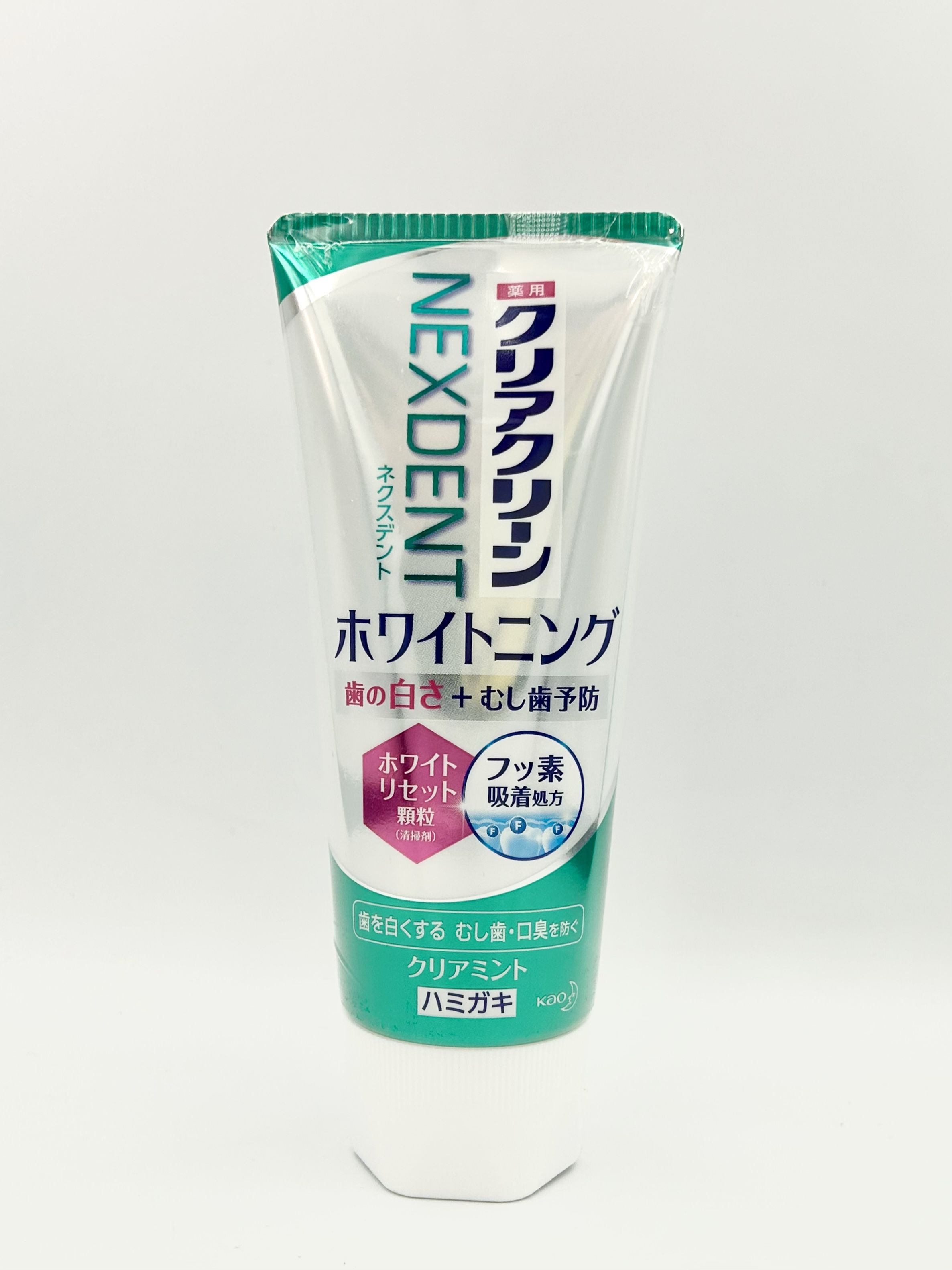 Kao Clear Clean Nexdent Whitening Apple Chamomile Лечебно-профилактическая зубная паста отбеливающая с микрогранулами Освежающая мята 120 гр