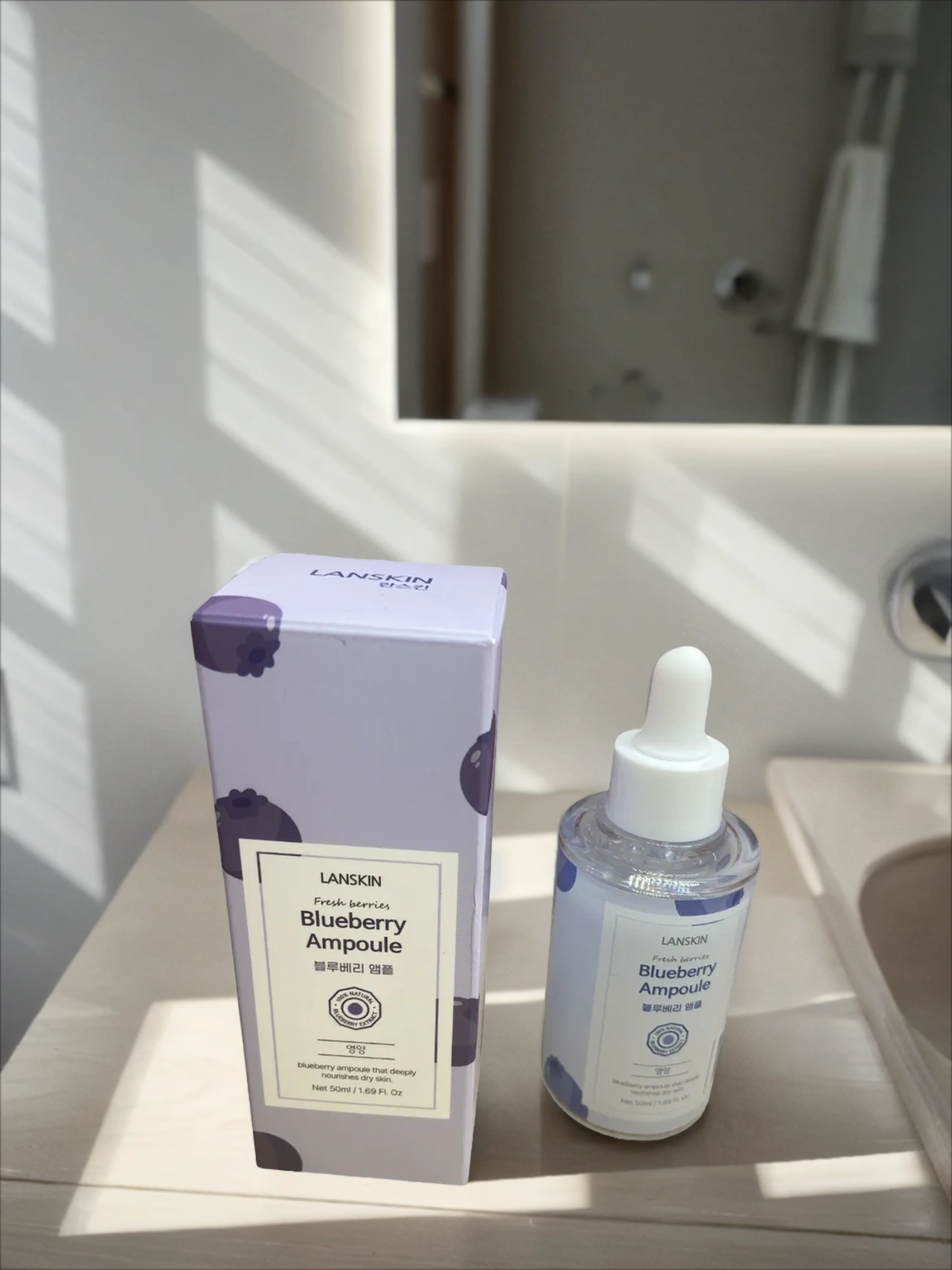 LanSkin Fresh Berries Blueberry Ampoule Питательная ампульная сыворотка с голубикой 50 мл