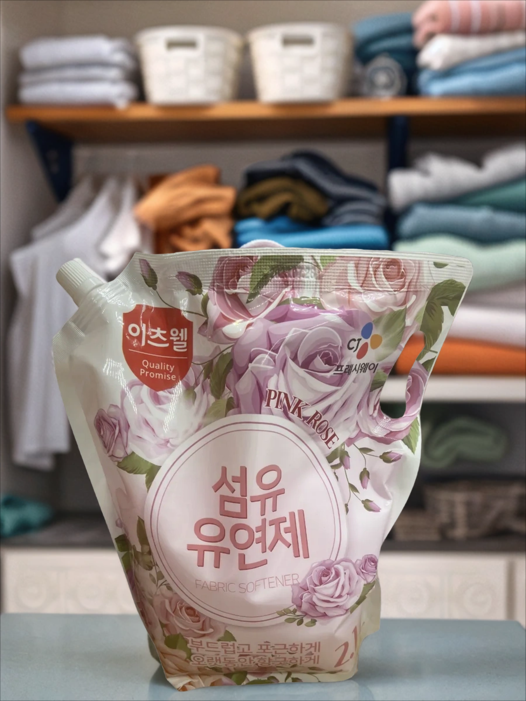 CJ Freshway Fabric Softener Pink Rose Кондиционер для белья с ароматом Розы 2.1 л на 105 стирок запасной блок
