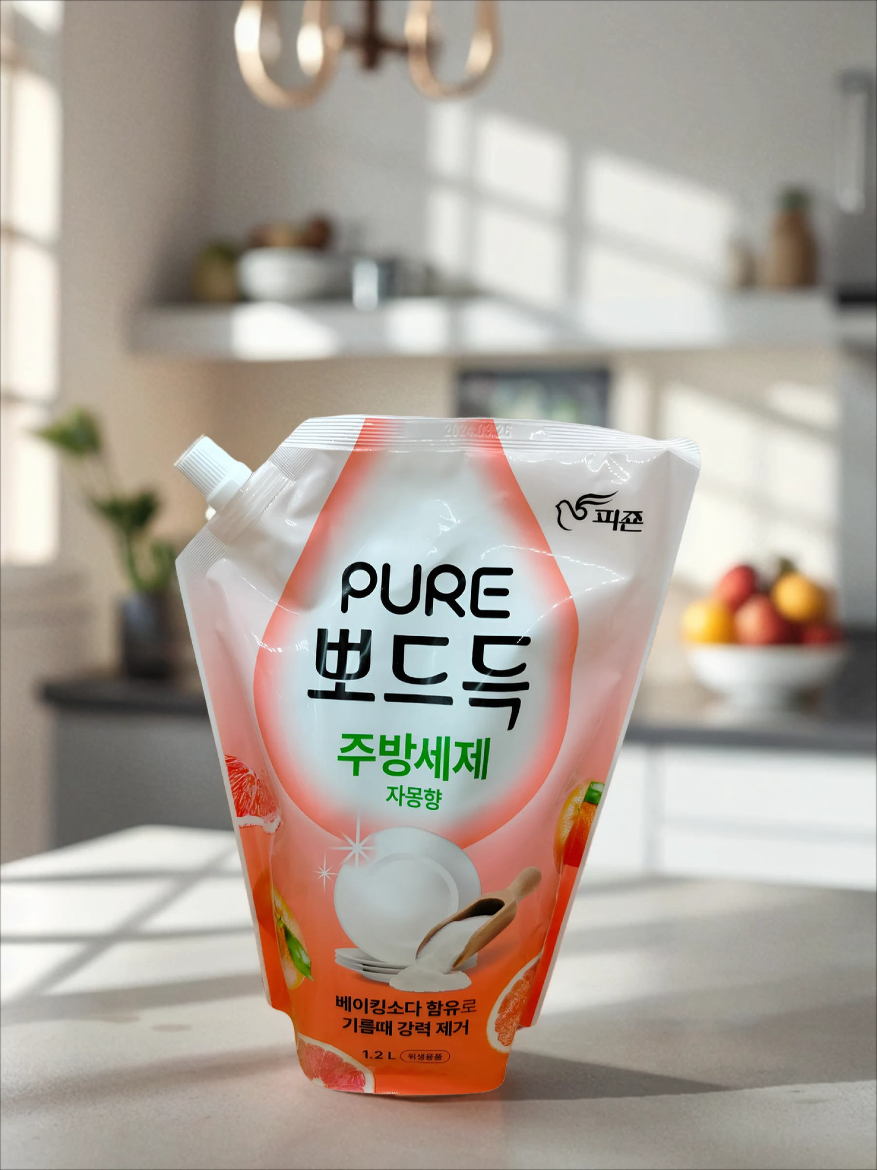 Pigeon Pure Средство для мытья посуды, овощей и фруктов с содой Грейпфрут 1,2 л в мягкой упаковке